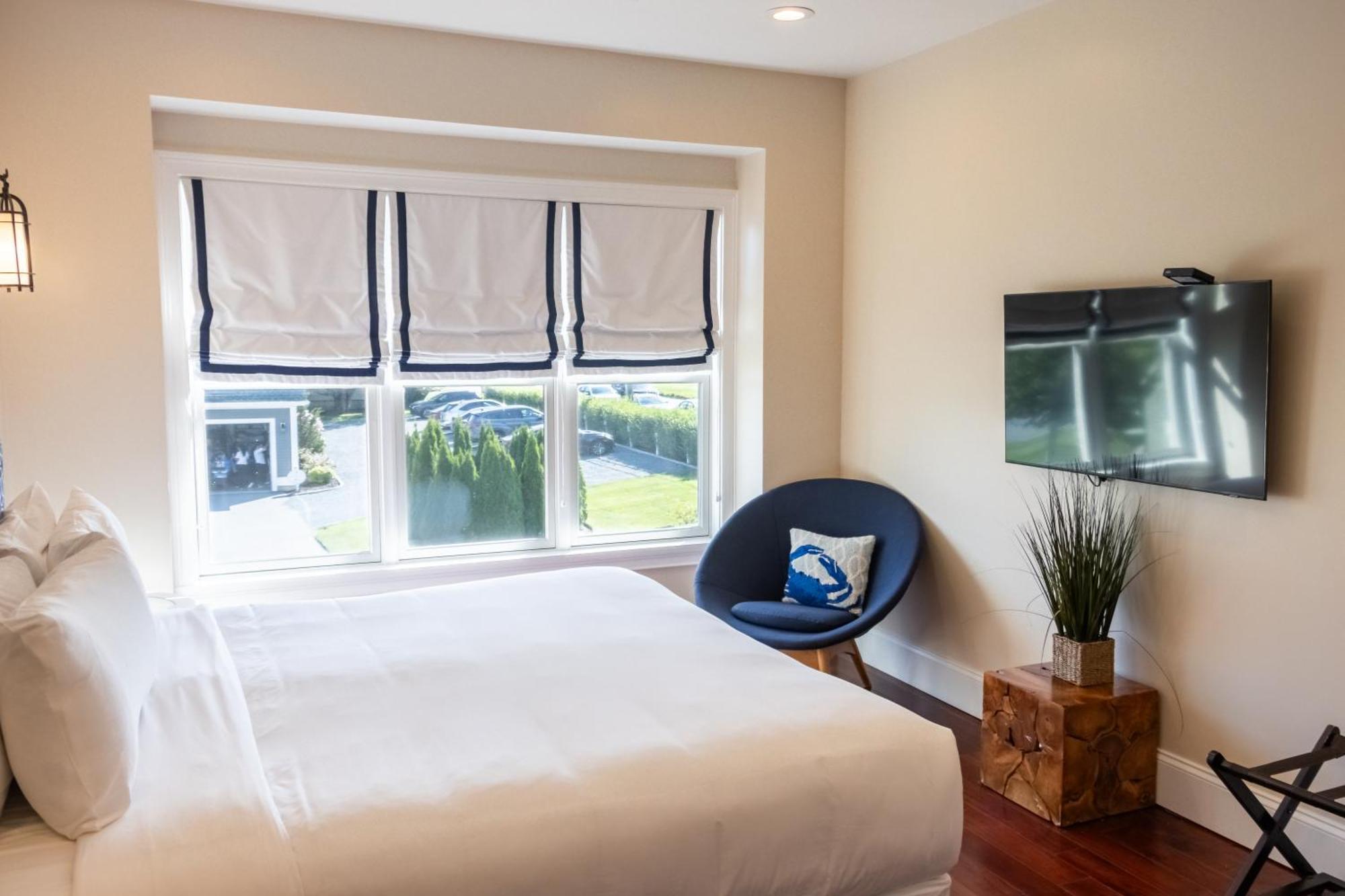 The East Island Reserve Hotel ميدلتاون المظهر الخارجي الصورة